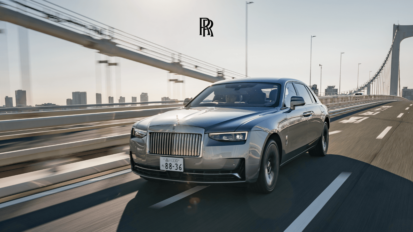 <p class="editor-paragraph" dir="ltr" style="text-align: center;"><span style="white-space: pre-wrap;">ロールス・ロイス・モーター・カーズ東京では、</span><br><span style="white-space: pre-wrap;">ショールームを発着点とした</span><b><strong class="editor-text-bold" style="white-space: pre-wrap;">オールラインアップ試乗会</strong></b><span style="white-space: pre-wrap;">を開催いたします。</span></p><p class="editor-paragraph" dir="ltr" style="text-align: center;"><b><strong class="editor-text-bold" style="white-space: pre-wrap;">はじめて出逢う、特別な一台。</strong></b><br><b><strong class="editor-text-bold" style="white-space: pre-wrap;">そして、また選びたくなる、特別な一台。</strong></b></p><p class="editor-paragraph" dir="ltr" style="text-align: center;"><span style="white-space: pre-wrap;">実際にステアリングを握り、アクセルを踏み、</span><br><span style="white-space: pre-wrap;">その静粛性、乗り心地、</span><br><span style="white-space: pre-wrap;">そして路面を捉える確かな走りを、ぜひお確かめください。</span></p>
