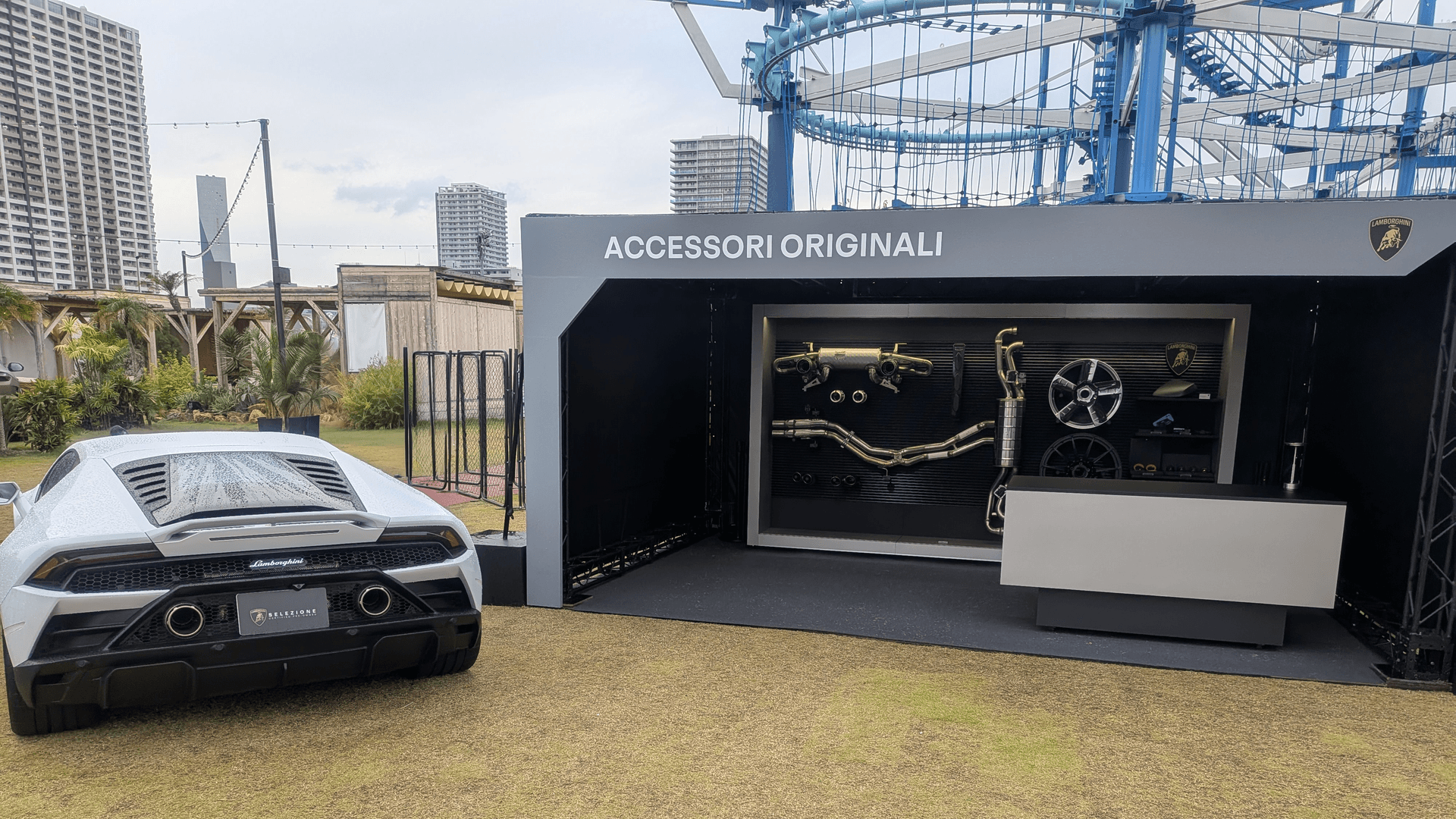 【Lamborghini Shiba】<br>新登場Lamborghini用純正アクセサリーのご紹介